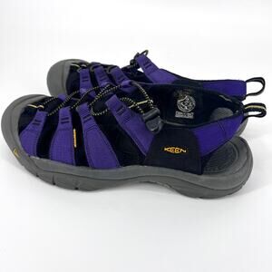 Keen Mens Newport H2 Waterproof Hiking Sandals Purple U.S. Size 12 Euro Size 46